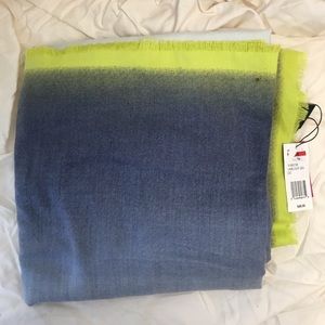 OMBRE BORDER SQUARE Vince Camuto LIMELIGHT SEA OS